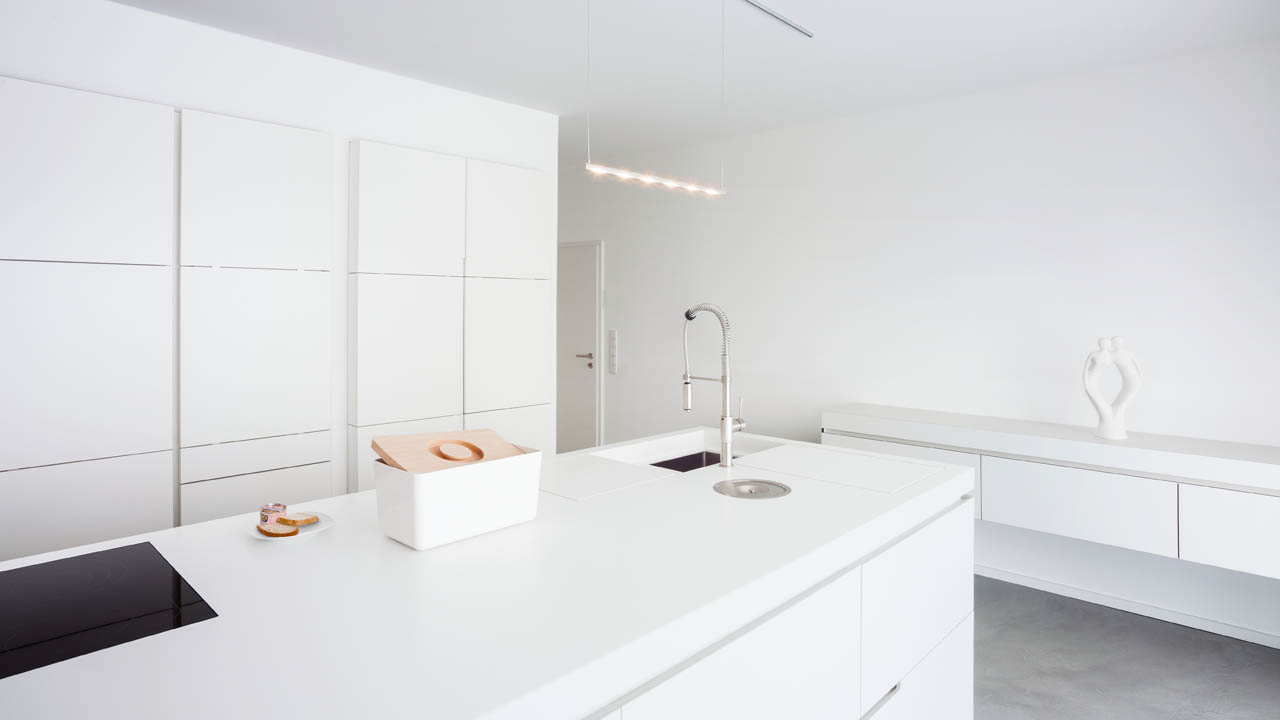 plan 3 kuchyně / Moderní minimalistické bydlení / Homogenní design